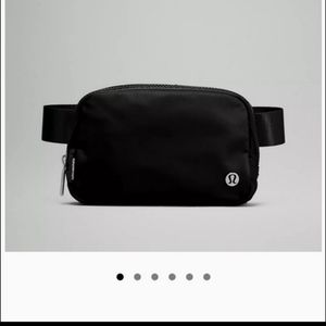 Lululemon belt bag